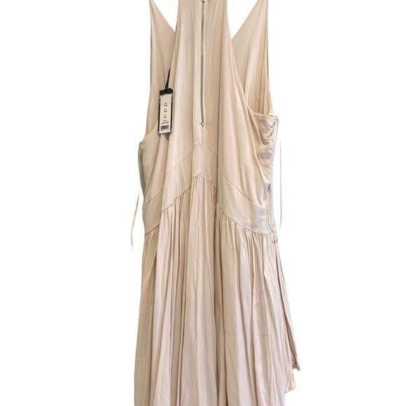 Romeo + Juliet Couture mini dress - Picture 2 of 12